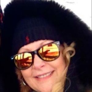 Meet your Posher, Debbie